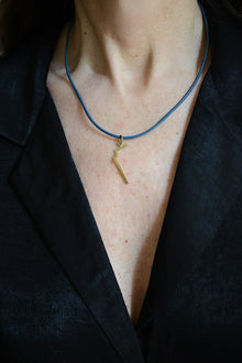 L90 Pendant